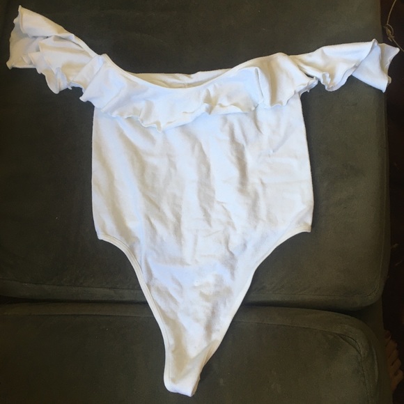 Ruffle off shoulder one piece swimsuit - Picture 2 of 4